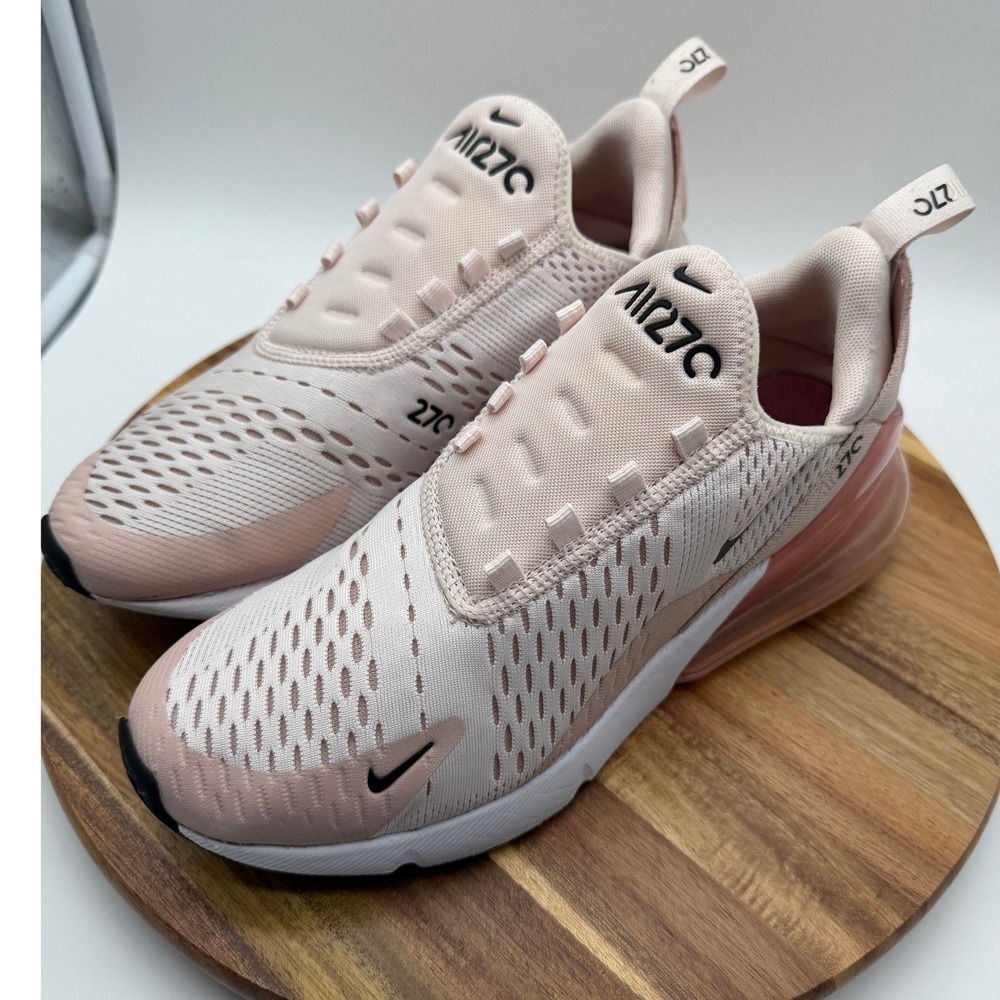 Nike Air Max 270 Women’s Sneakers in Blush Pink and White